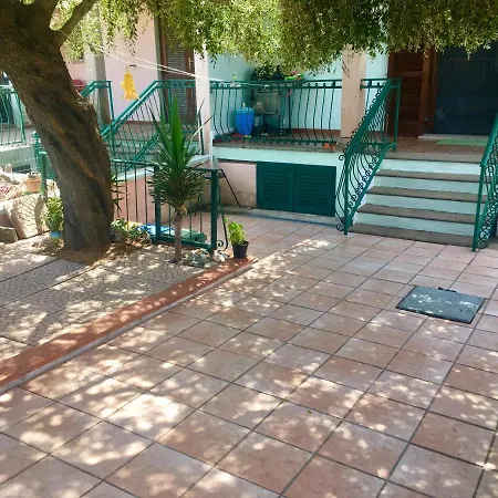Casa vacanze Olivastro Di Tanaunella *