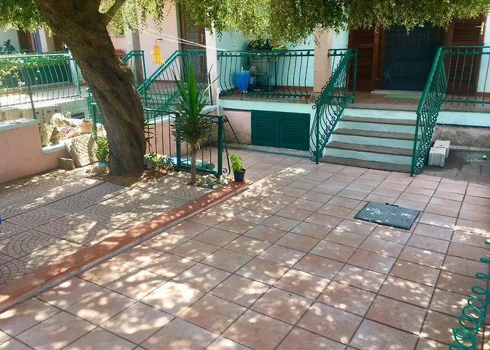 度假居 Olivastro Di Tanaunella *